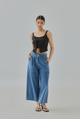 Noa Wide-Leg Jeans